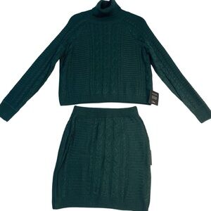 NWT Lulu’s Chic Cable Knit Sweater and Skirt Set - Green size M *G0120